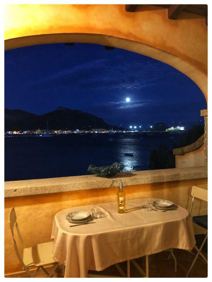 Incanto Apartment Golfo Aranci Bagian luar foto